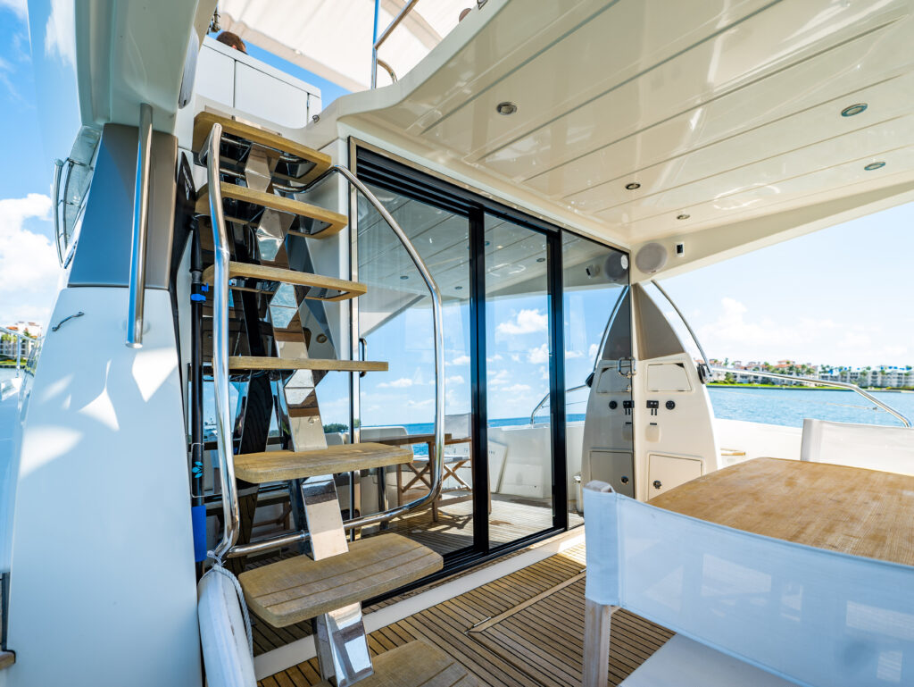 Barco 8